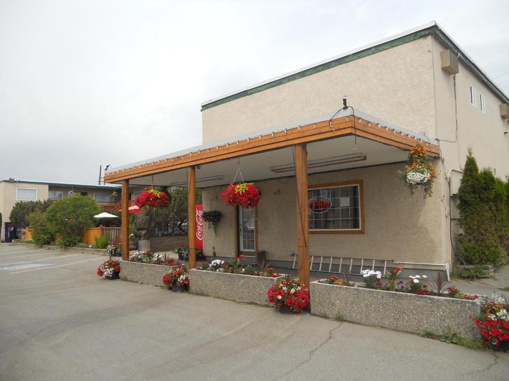 Lazy Bear Lodge Cranbrook Exterior photo